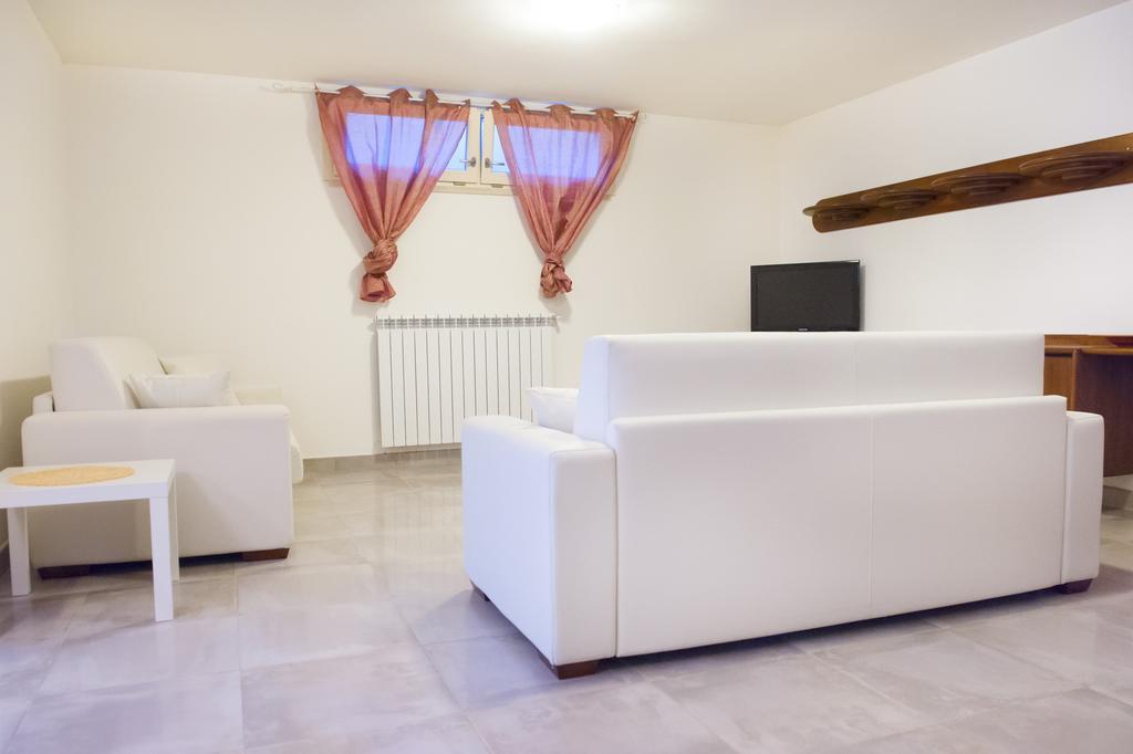B&B Alle Tre Rose Montignoso Exteriör bild