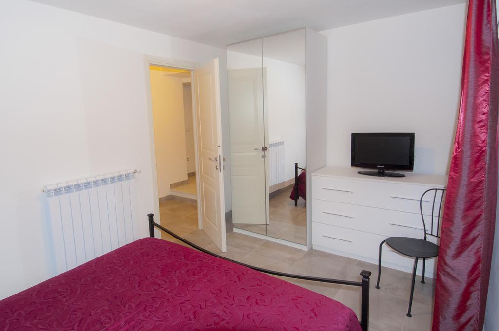 B&B Alle Tre Rose Montignoso Exteriör bild
