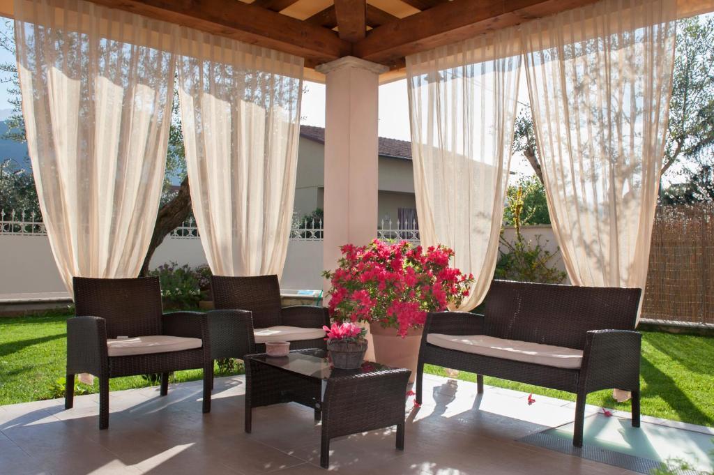 B&B Alle Tre Rose Montignoso Exteriör bild
